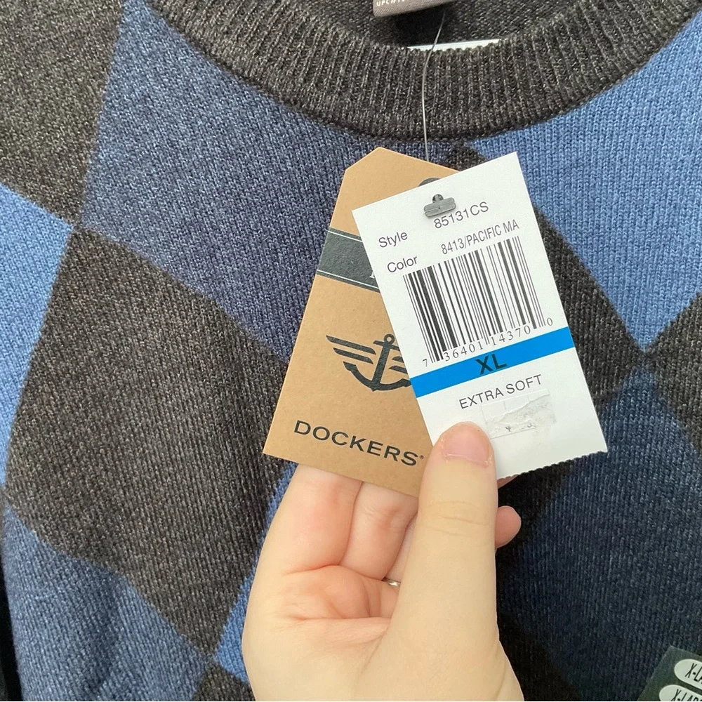 NWT Dockers Charcoal Grey, Blue Argyle Extra Soft Sweater Size XL Winter Warm